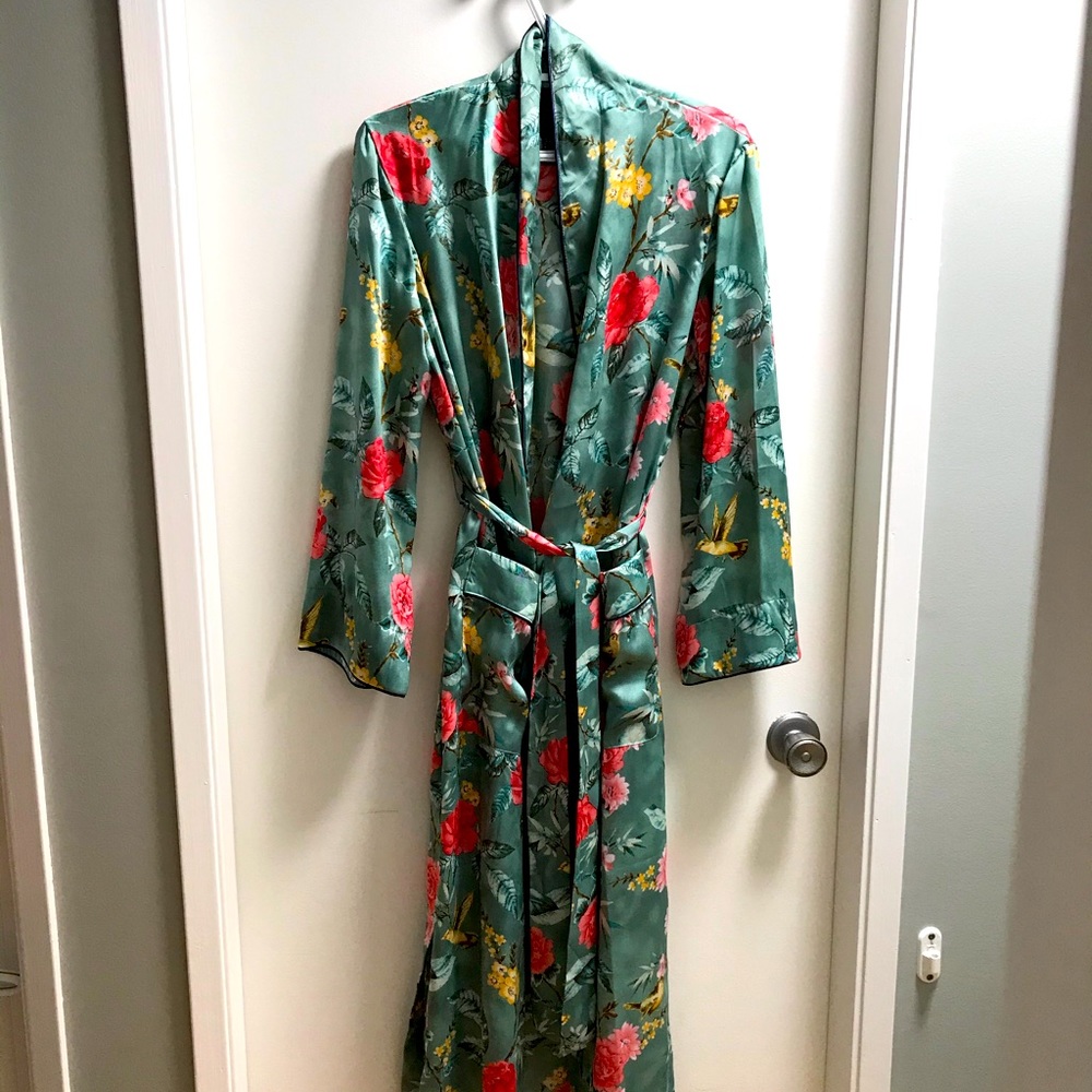 Forever 21 Long Faux Silk Robe
